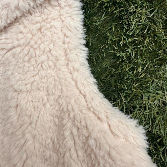 Thread & Supply Faux Fur Puff Vest Ivory Sherpa Sherling Snap Button Closure S - Picture 6 of 11